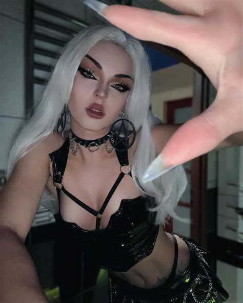 Image Via PixieBot - Image Scraper